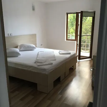 Guest house Angi